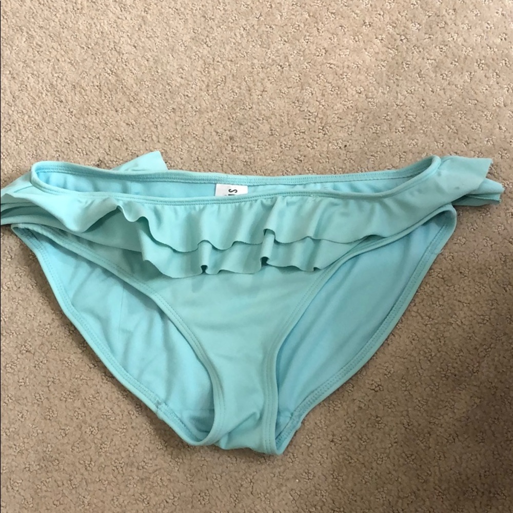 Ruffled swim bottoms